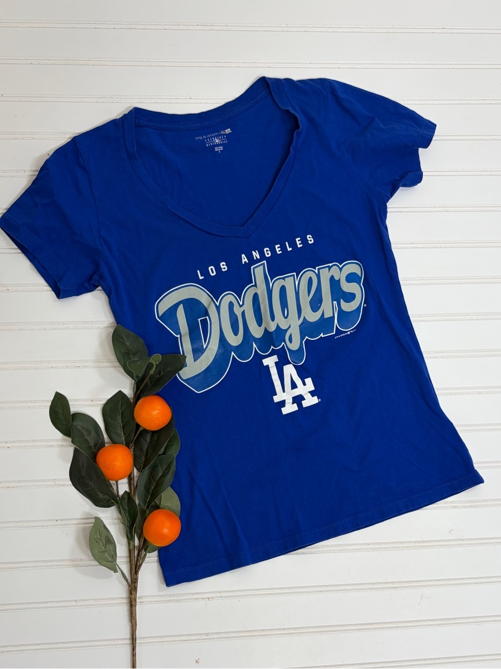 5th & Ocean MLB LA Dodgers Short Sleeve V Neck Tee